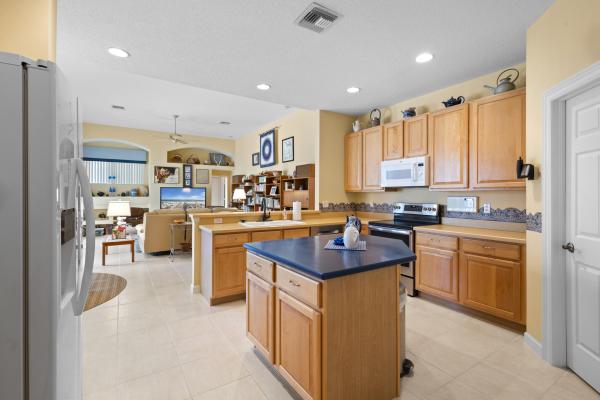 Bristol Lakes, 8858 Georgetown Ln, Boynton Beach, Florida 33472, image 1