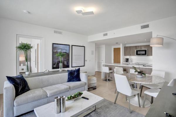 Tiffany House, 401 N Birch Rd #1212, Fort Lauderdale, Florida 33304, image 1