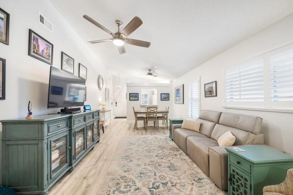 Huntington Pointe, 6210 Pointe Regal Cir, Delray Beach, Florida 33484, image 1