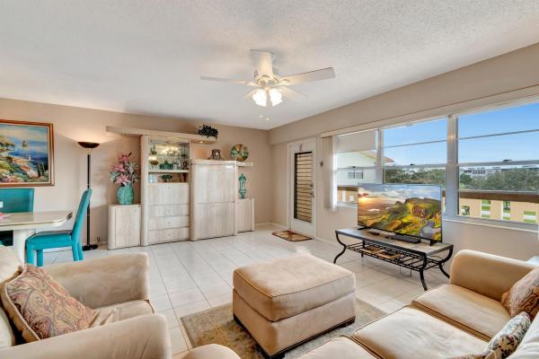 Mansfield At Century Village, 73 Mansfield B, Boca Raton, Florida 33434, image 2