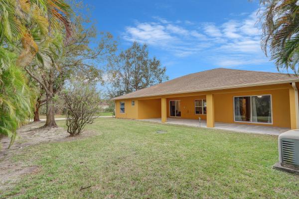 Crane Landing, 352 SW South Quick Cir, Port St. Lucie, Florida 34953, image 2