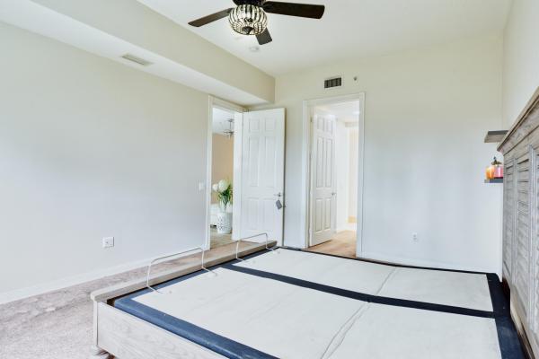 Harbour Isle East, 38 Harbour Isle E Dr #105, Fort Pierce, Florida 34949, image 1