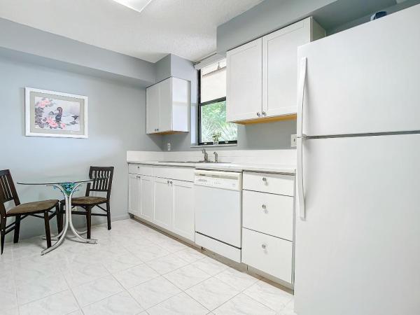 Lavers Resort & Racquet Club, 825 Egret Cir #406, Delray Beach, Florida 33444, image 3