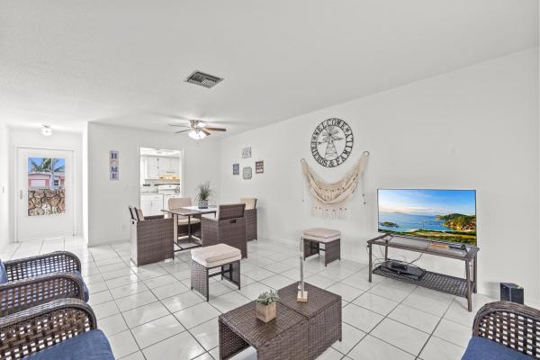 Crosley At Cresthaven Villas, 2965 Crosley Dr W #B, West Palm Beach, Florida 33415, image 1