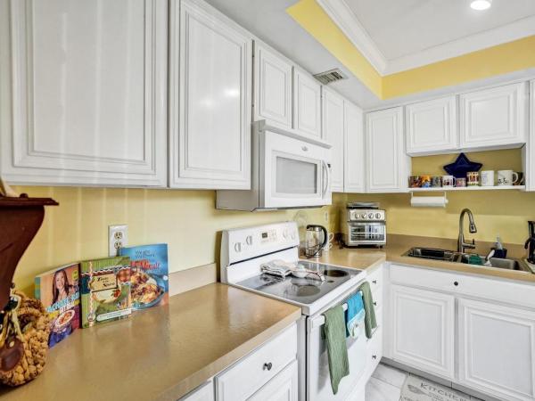 The Senate, 2550 Presidential Way #104, West Palm Beach, Florida 33401, image 2