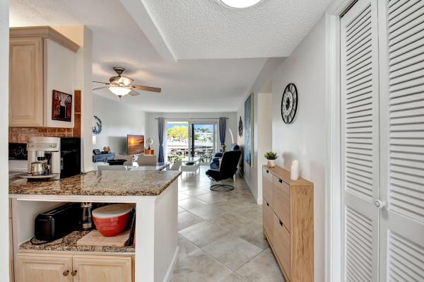 The Pines Of Delray, 2300 Del Aire Blvd #204, Delray Beach, Florida 33445, image 1