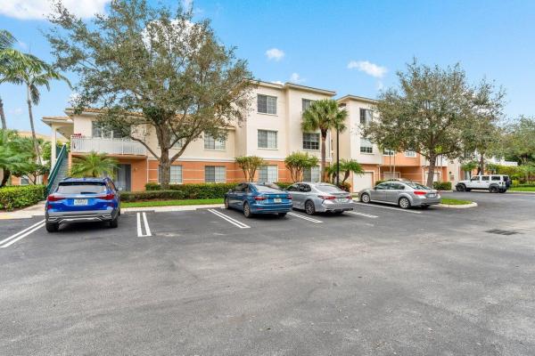 Fiore At The Gardens, 9306 Myrtlewood Cir, Palm Beach Gardens, Florida 33418, image 1