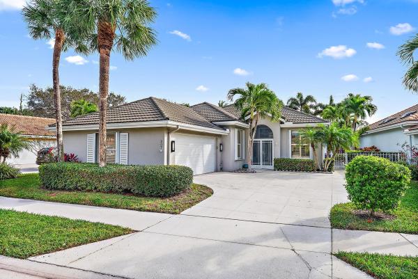 The Hamptons At Maplewood, 207 S Hampton Dr, Jupiter, Florida 33458, image 1