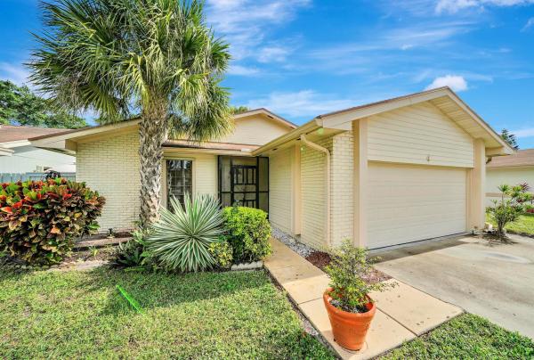 The Estates At Boynton Lakes, 4 Danby Pl, Boynton Beach, Florida 33426, image 1
