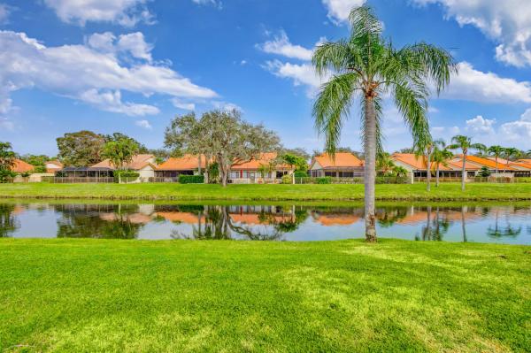 Saratoga Pointe, 2895 Eagle Ln, West Palm Beach, Florida 33409, image 1