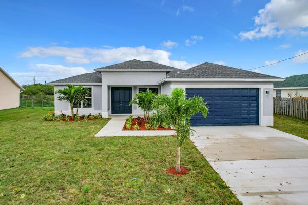 Hidden Oaks, 1261 SW Ackard Ave, Port St. Lucie, Florida 34953, image 3
