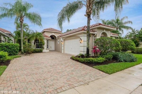 Manchester Lakes At Wycliffe, 10903 Northgreen Dr, Lake Worth Beach, Florida 33449, image 1