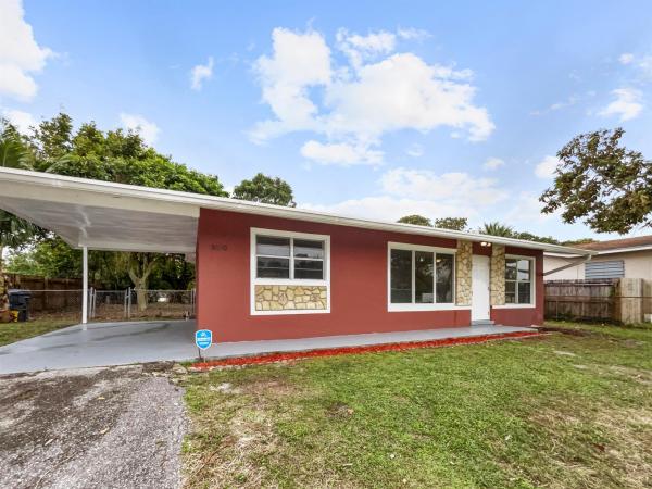 Seminole Manor, 3880 Chickasha Rd, Lake Worth Beach, Florida 33462, image 1