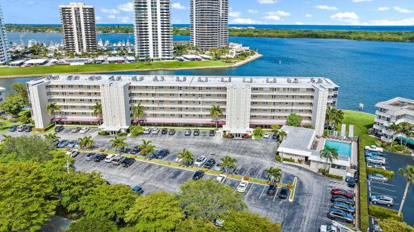 Lands End, 36 Yacht Club Dr #403, North Palm Beach, Florida 33408, image 1