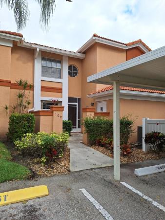 Palm Isles, 9576 Shadybrook Dr #102, Boynton Beach, Florida 33437, image 2