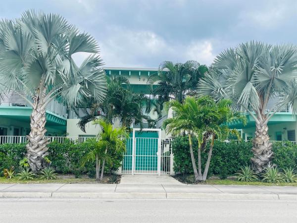 Caribe, 702 N Federal Hwy #B11, Lake Worth Beach, Florida 33460, image 1