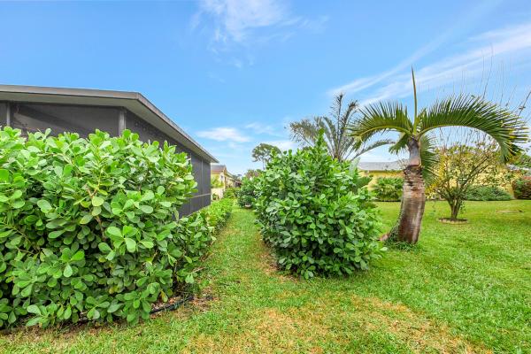 Lucerne Homes East, 6331 Summer Sky Ln, Greenacres, Florida 33463, image 2