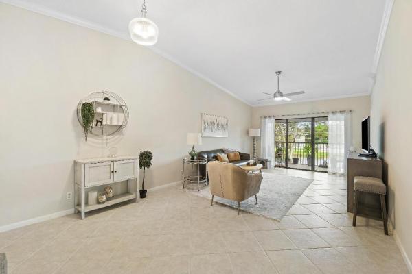 Sabal Ridge, 1001 Sabal Ridge Cir #H, Palm Beach Gardens, Florida 33418, image 2