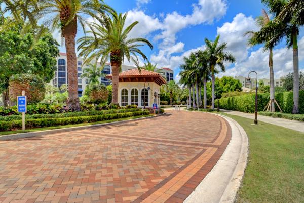 Villa Sonrisa At Boca Pointe, 6646 Villa Sonrisa Dr #520, Boca Raton, Florida 33433, image 1