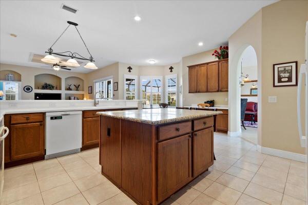 Palm Lake Gardens, 2604 Palm Lakes Ave, Fort Pierce, Florida 34981, image 2