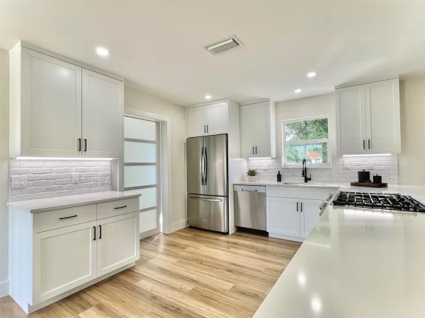 Colonial Estates, 422 Pilgrim Rd, West Palm Beach, Florida 33405, image 1