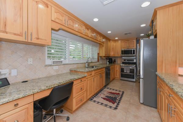Towner Park, 572 Ontario Rd, Haverhill, Florida 33415, image 2
