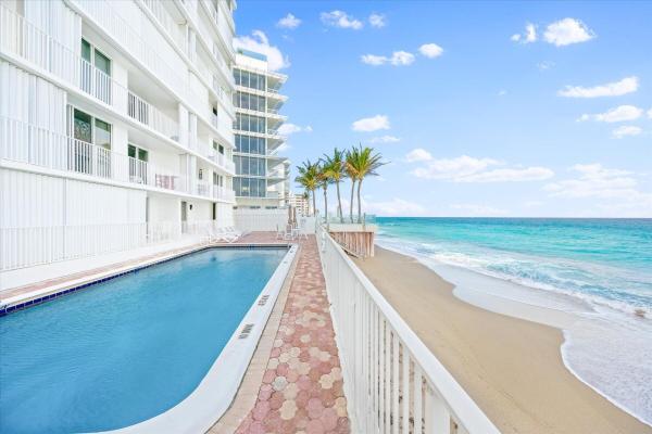 Horizon East, 3580 S Ocean Blvd #Ph 9b, South Palm Beach, Florida 33480, image 1