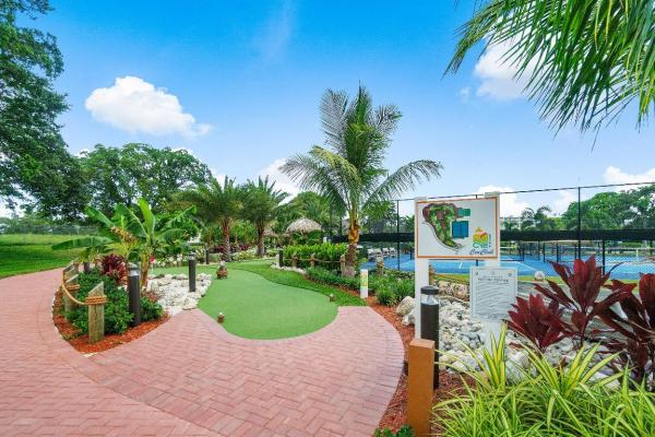 Ellesmere, 2036 Ellesmere B, Deerfield Beach, Florida 33442, image 2