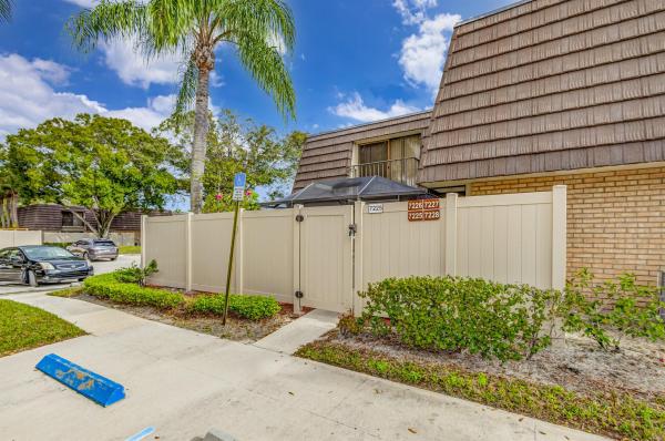 Heritage Village Of Palm Beach Lakes, 7225 72nd Way, West Palm Beach, Florida 33407, image 1