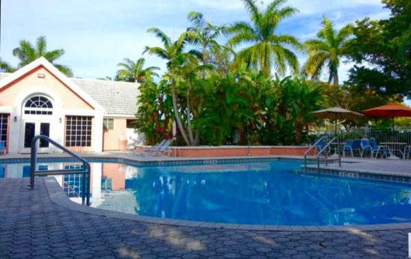 Bahia At Delray, 1165 Crystal Way #L, Delray Beach, Florida 33444, image 3