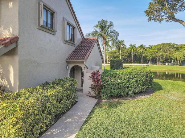 Coach Houses Of Town Place, 5540 Coach House Cir #D, Boca Raton, Florida 33486, image 1