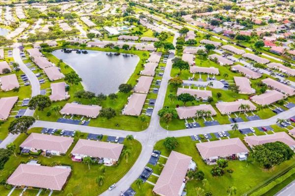 Boca Lakes, 8770 Belle Aire Dr, Boca Raton, Florida 33433, image 1