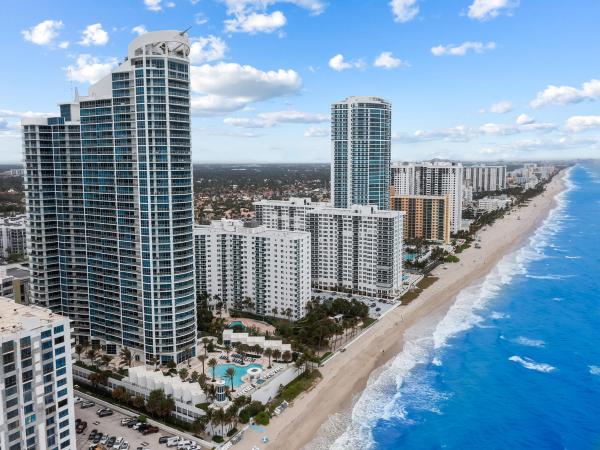 Ocean Palms, 3101 S Ocean Dr #405, Hollywood, Florida 33019, image 2