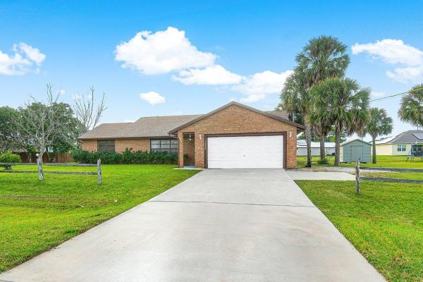 2406 SW Savage Blvd, Port St. Lucie, Florida 34953, image 2
