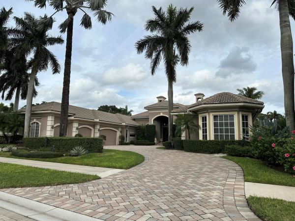 Grand Pointe Estates, 228 Grand Pointe Dr, Palm Beach Gardens, Florida 33418, image 1
