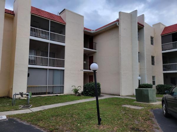 Spanish Oaks Of Boca, 644 NW 13th St #11, Boca Raton, Florida 33486, image 1