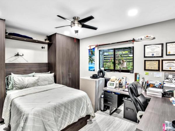 Windward Manor, 1080 NE 180th Ter, North Miami Beach, Florida 33162, image 2