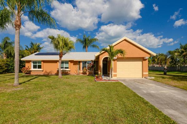 Rainier Lakes At Sandhill Crossing, 2101 SE Rainier Rd, Port St. Lucie, Florida 34952, image 1