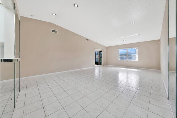 Eastgate At Whisper Walk, 8192 Summerbreeze Ln, Boca Raton, Florida 33496, image 3