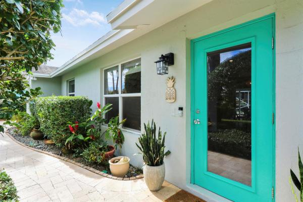 Waterway Manor, 14313 Evelyn Dr, Palm Beach Gardens, Florida 33410, image 1