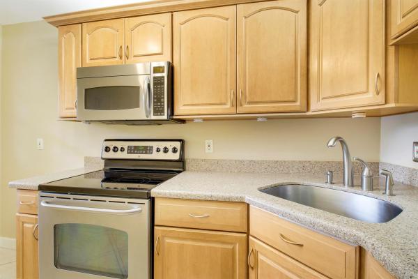 Poinciana Place Of Pine Island Ridge, 9430 Poinciana Pl #215, Davie, Florida 33324, image 1