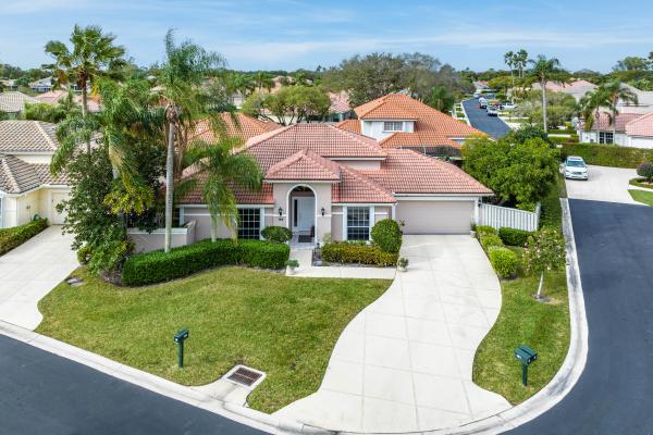 Eagleton Lakes, 158 Eagleton Ct, Palm Beach Gardens, Florida 33418, image 1