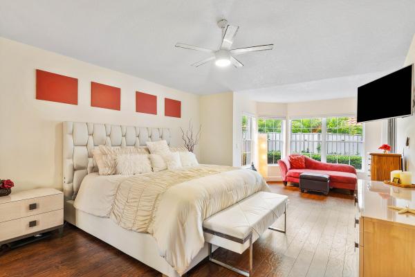 Eagleton Lakes, 158 Eagleton Ct, Palm Beach Gardens, Florida 33418, image 2