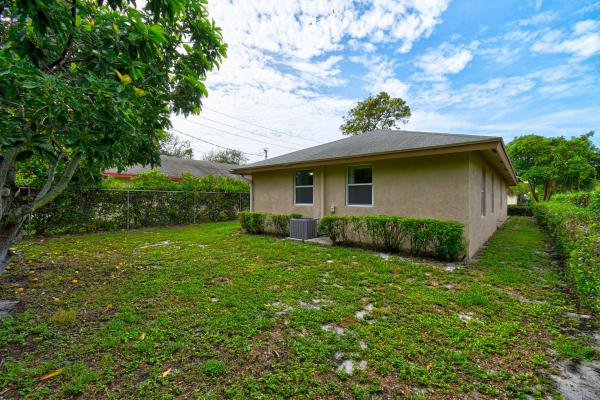 Silver Terrace Delray, 125 Central Ave, Delray Beach, Florida 33483, image 1
