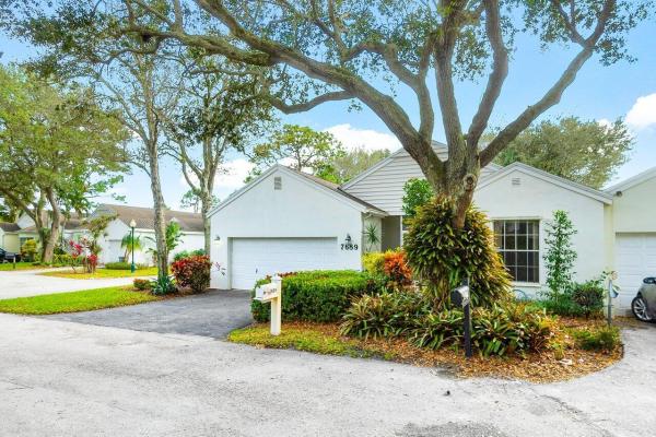 Fox Hollow, 7689 Forest Green Ln, Boynton Beach, Florida 33436, image 1