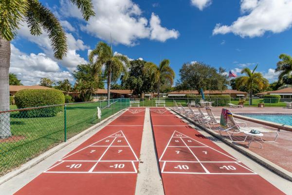 Country Manors, 127 Mockingbird Ln, Delray Beach, Florida 33445, image 3