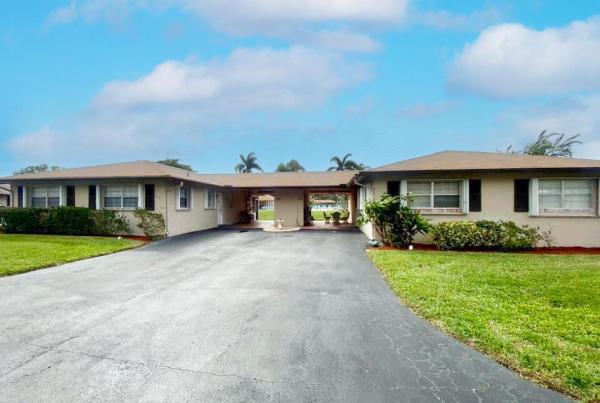 Country Manors, 128 Mockingbird Ln, Delray Beach, Florida 33445, image 1