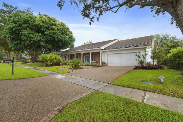 3065 Saint James Dr, Boca Raton, Florida 33434, image 1