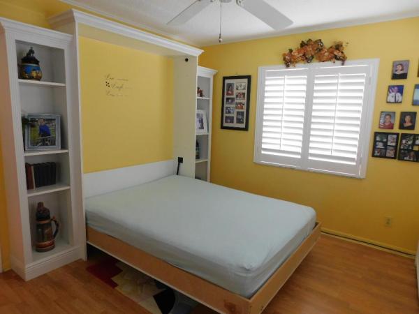 High Point Of Fort Pierce, 1219 S Lakes End Dr #D-2, Fort Pierce, Florida 34982, image 2