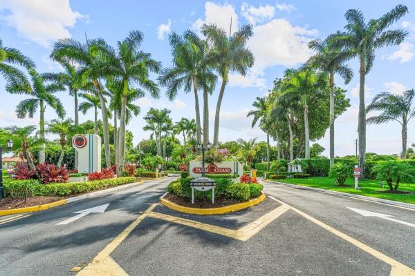 Palm Chase, 5319 Palmetto Palm Ct #B, Boynton Beach, Florida 33437, image 2